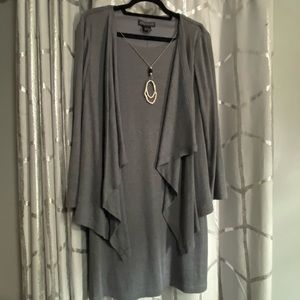 Jessica Howard, size 12 in medium gray.